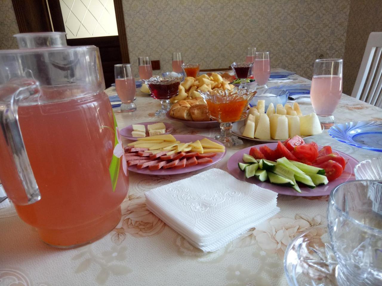 Kurak Homestay Bishkek Exterior foto